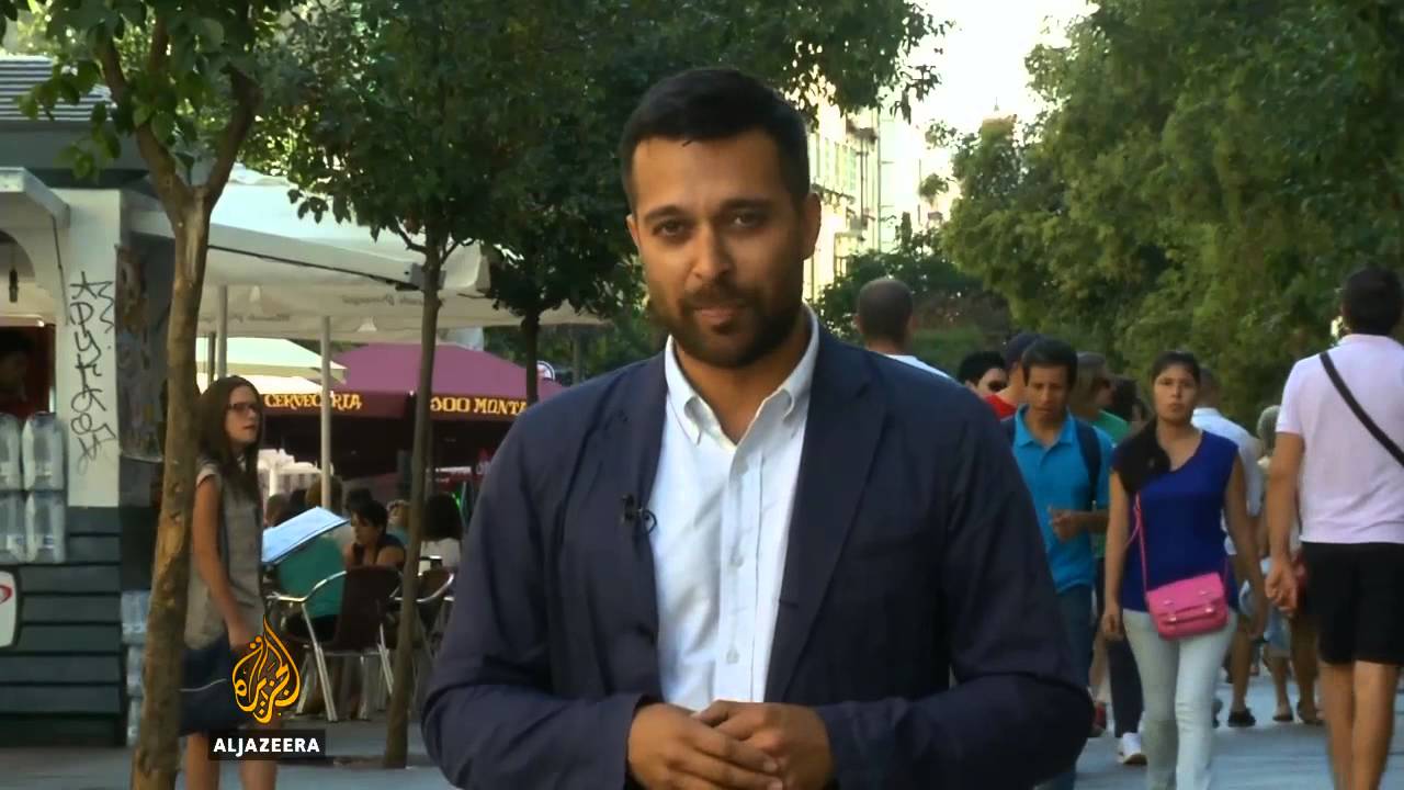 نصف الشباب في إسبانيا عاطلون عن العمل