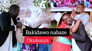Bakidawo's moments nabaze okubuuza