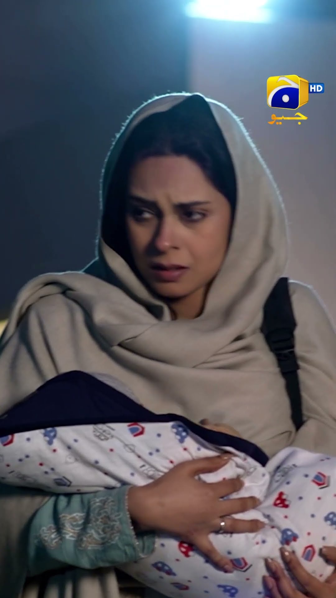 Nayab Bacha Le Kar Bhag Gayi #dilenadan #shorts
