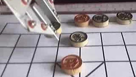 Robot Arm to play Chinese Chess