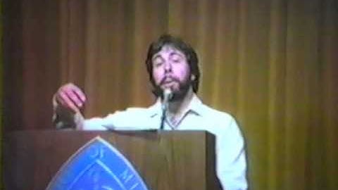 1984 Steve Wozniak Calls for Info Sharing, Hacker Openness
