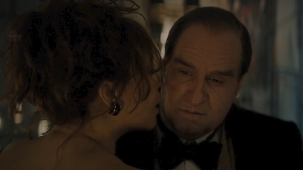 The Bat Signal The Penguin Finale Ending Scene Episode 8