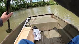 Setting muskrat floats