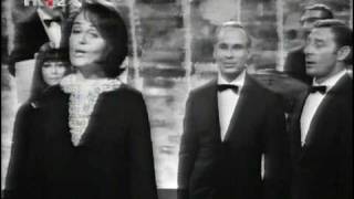 Video thumbnail of "Les Swinger Singers J S Bach Partita No2 Sinfonia 1969"