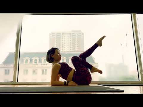 yoga caliente 🥰 Hago Yoga con mi disfraz de Spiderman  🥰  Marta Maria Santos