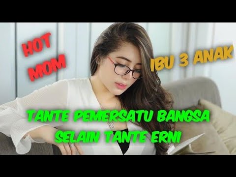 REBAHAN BARENG TANTE TANIA!!HOT MOM - YouTube