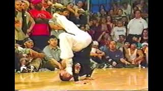 Style Elements vs. Massive Monkees | 2001 Lords of the Floor. // Classic Battle.