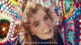 Video thumbnail of "Elin Wiigh - People Pleasin' (Lyric video)"