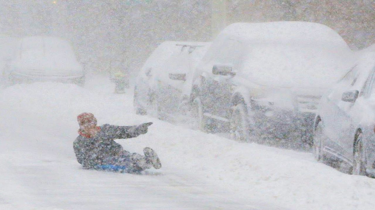 Snow storm hits Harbin, Heilongjiang, China / Sudden winter and severe snow / RagePlanet