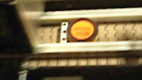 BID ON EQUIPMENT: Item 232298 - LABEL-AIRE 2111CD Top/Bottom Labeler