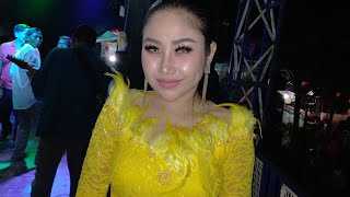 Anik arnika bisa goyang bisa nge-game