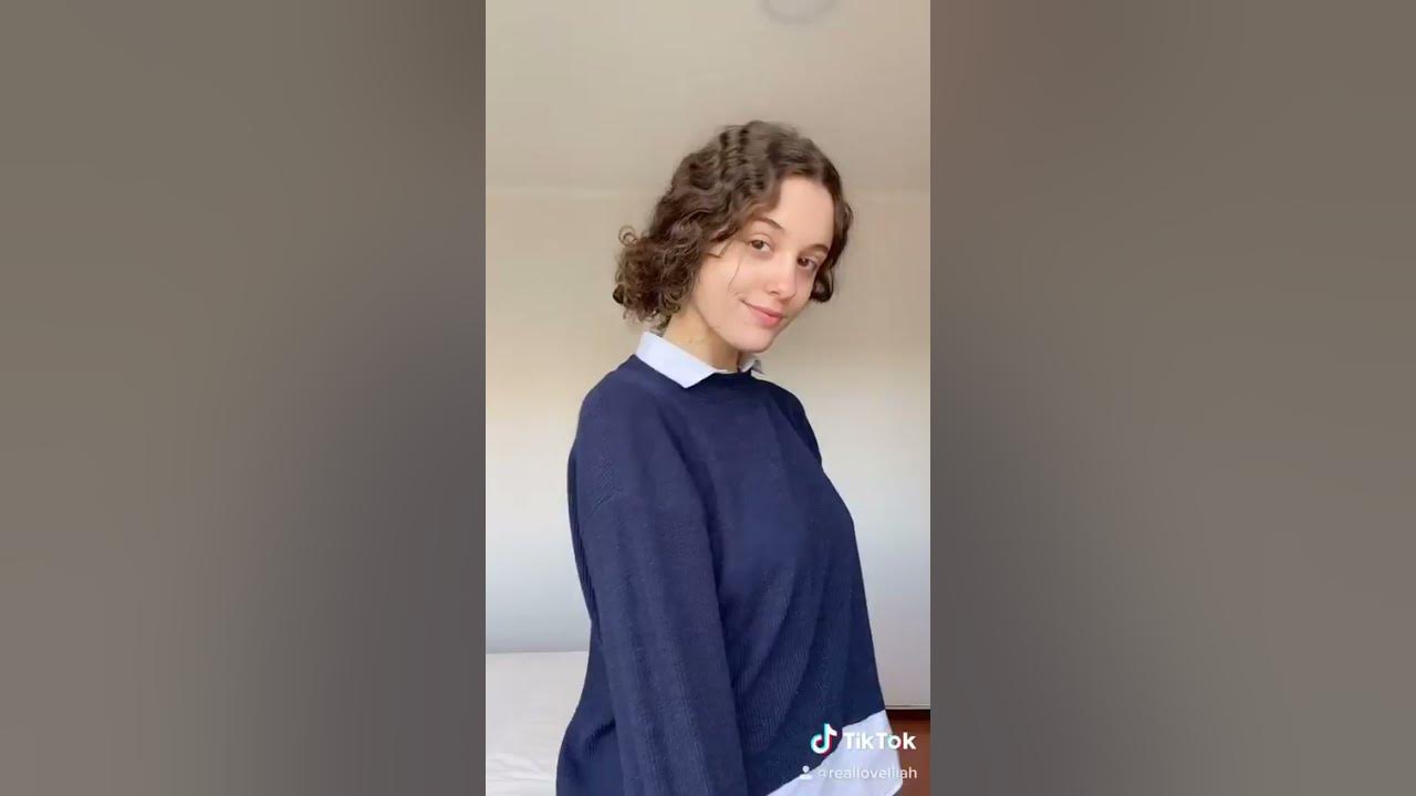 Real Love Lilah in a red dress wow!! YouTube(04)