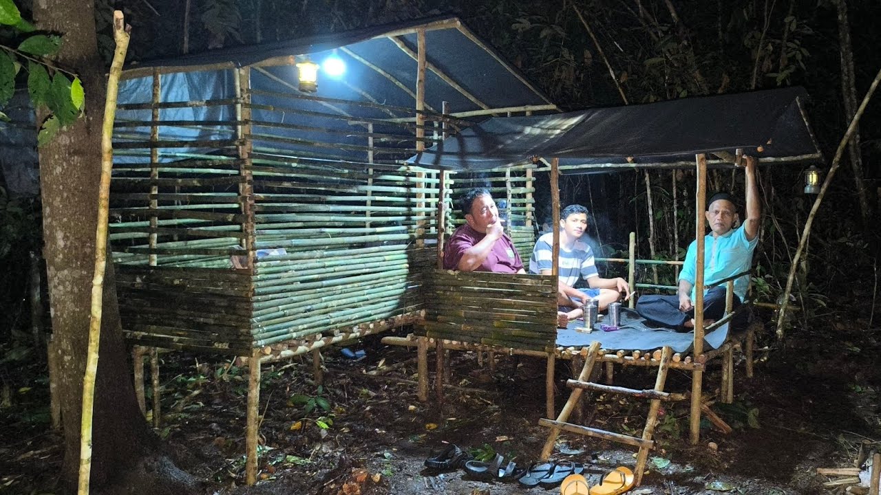 camping hujan deras,, makhluk halus mengamuk di tengah malam membuat kami ketakutan