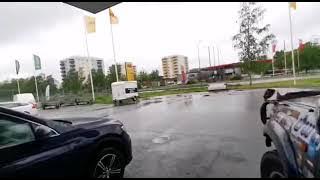 keliling dunia APA harus pakai mobil listrik ?