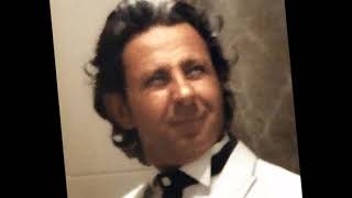 Mehmet Özkaya - Bir Demet Çiçeğim Ben Mor Menekşeden Güle (Kürdi̇li̇ Hi̇cazkâr)R.g.