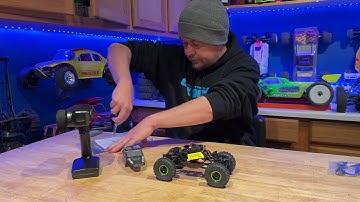 four wheel steer AX24 XC-1 CRAWLER 1/24 BRUSHED RTR | Unboxing