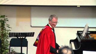 Prof Steve Reid entertains at his Inaugural lecture at UCT
