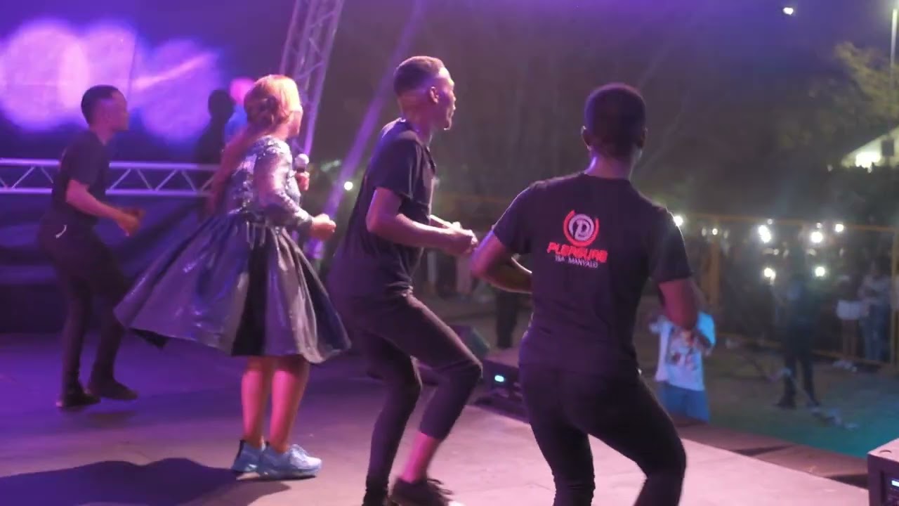 PLEASURE tsa manyalo- KE LORILE (live perfomance)