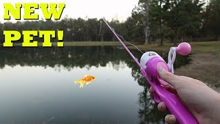 BARBIE ROD Fishing for New PET FISH!!!