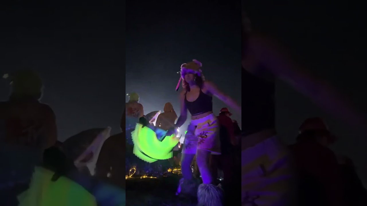 У неё потрясающий ритм!!! 🤩