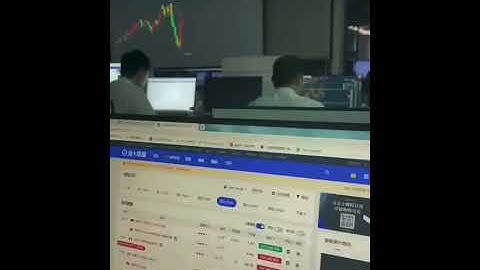 Chinese Whales Dumping Bitcoin on Video