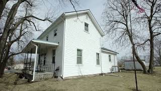 588 N Main St, Roanoke, IN 46783