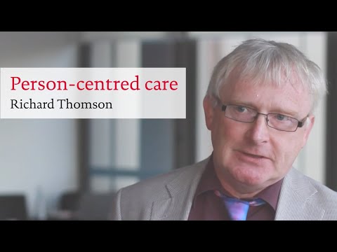 فيديو: ما هو مثال على الرعاية المركزة على الشخص؟