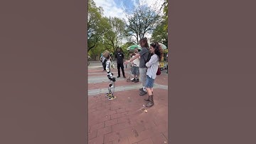 #robots #robotsontiktok #robotics #austinrobot #comedyroast #Rizzbot