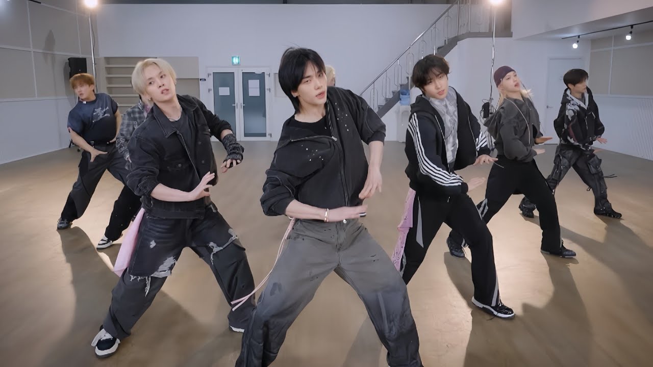 Stray Kids - "DO IT" Dance Practice [MIRRORED]