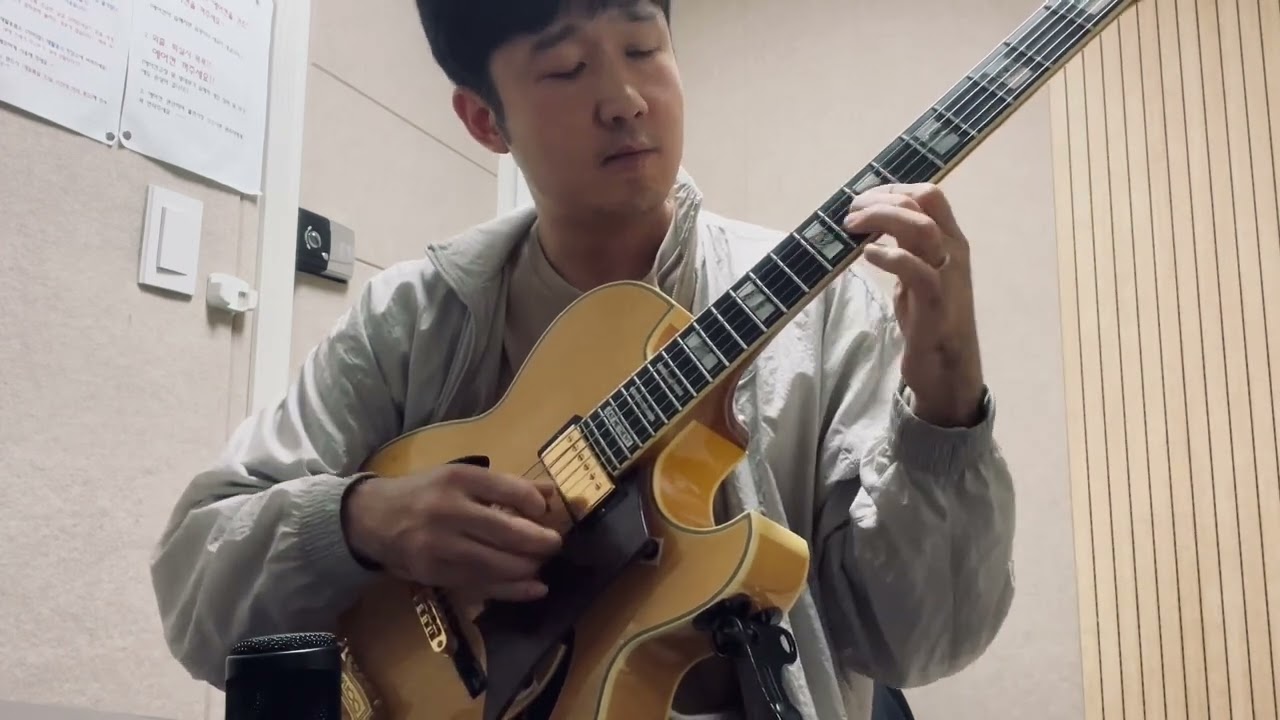 Solo jazz guitat #54. But Beautiful
