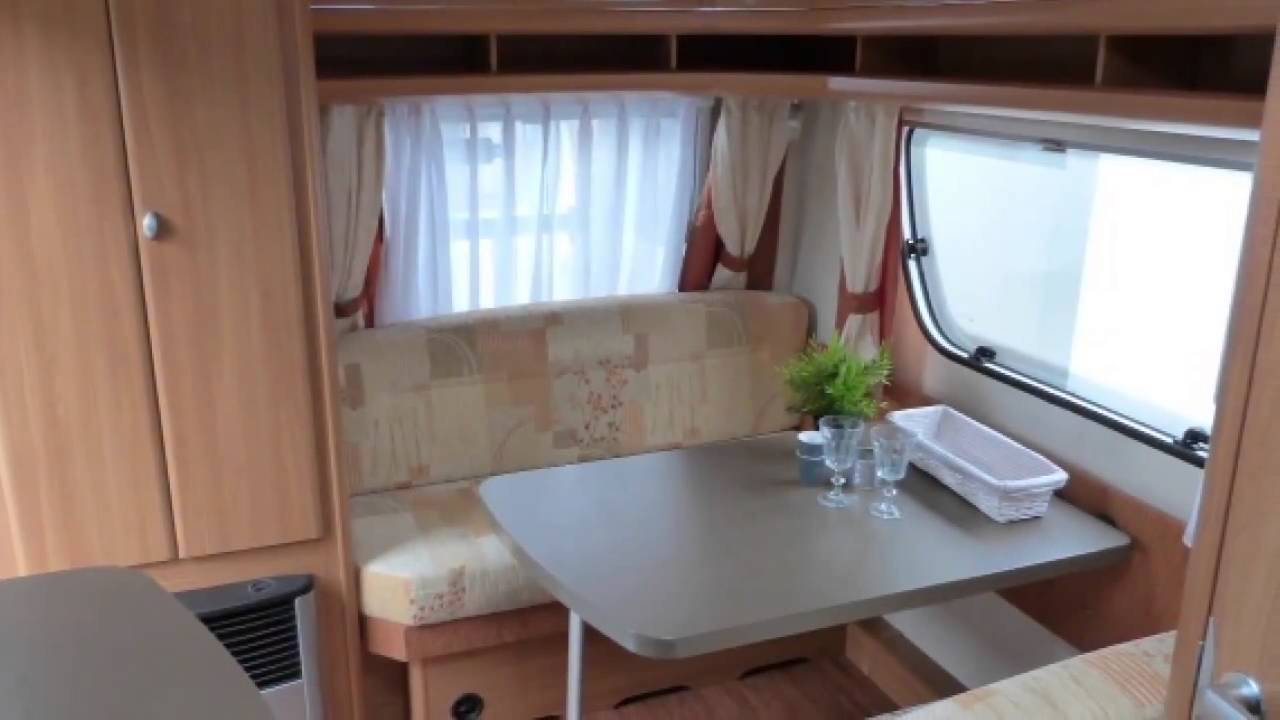 Caravan te koop: HOBBY DE LUXE 440 SF TREINZIT, VAST BED, MOVER - YouTube