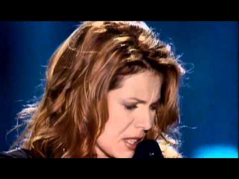 Putar Le petit garçon - Isabelle Boulay