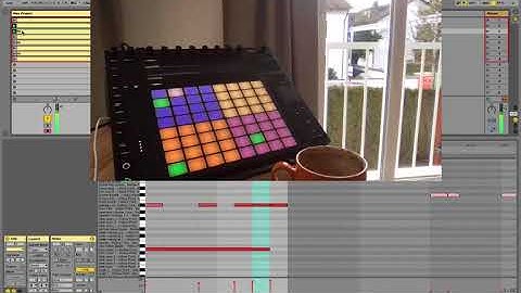 Playing with free Mad Zach 64 pad pack for Ableton Push