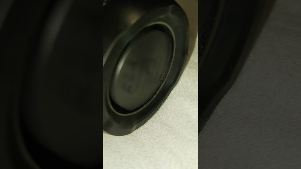 JBL bass test skip to 