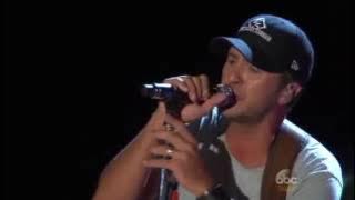 Luke Bryan - Rollercoaster   (Live)