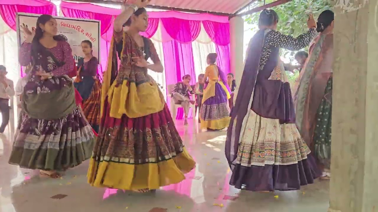 Garbo #gujaratigarbo ||shree B.v.patel vidhyamandir soni #ગરબો 