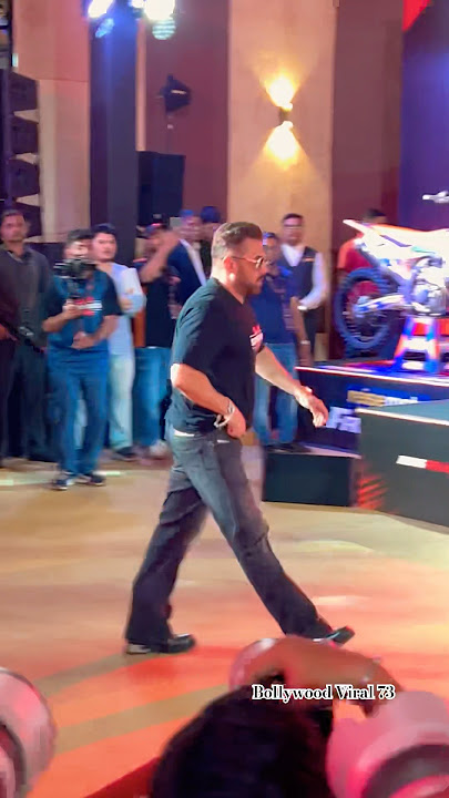 Grand Entry for #salmankhan At Sports Event 😍 #trendingshorts #ytshorts #shorts
