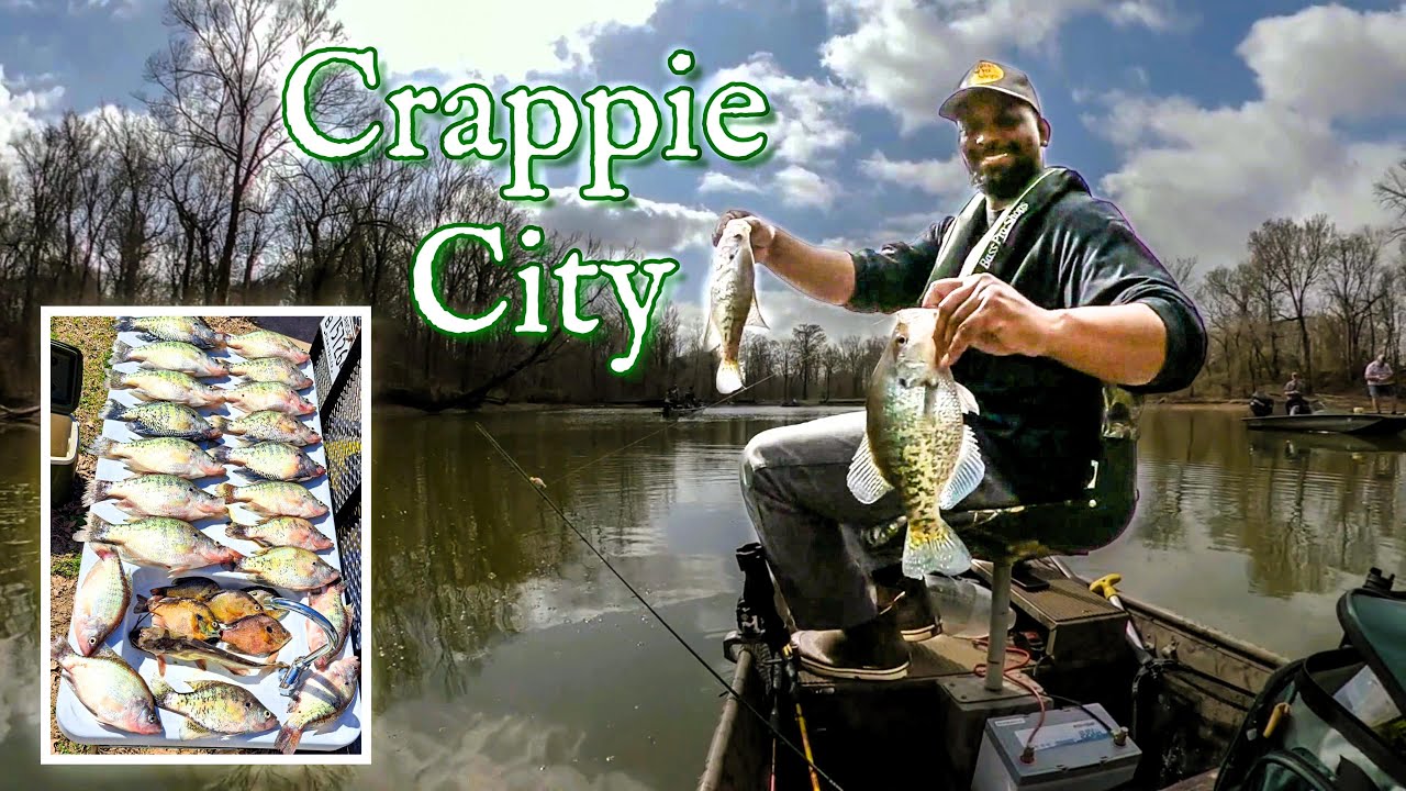 Crappie Fishing - I caught the limit on this solo trip