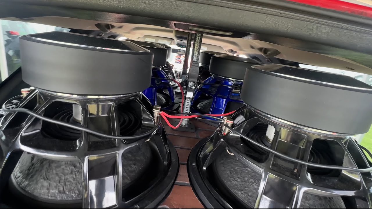 Insane Bass! 6 Skar VXF 15’s in a Street Box on Sundown SCV 6K at Bass ...