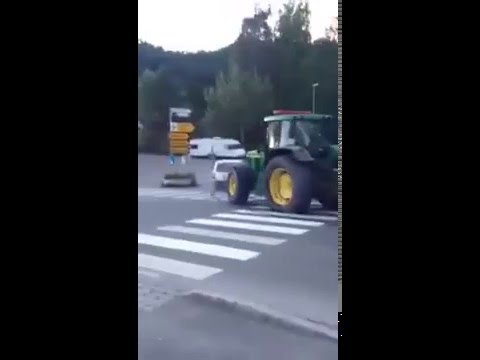 Volvo Tractor Pull