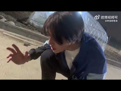 Become A Farmer 种地吧少年 Boyuan 伯远 from his ZERO-G buddies 鹭卓‘s vlog 2303111