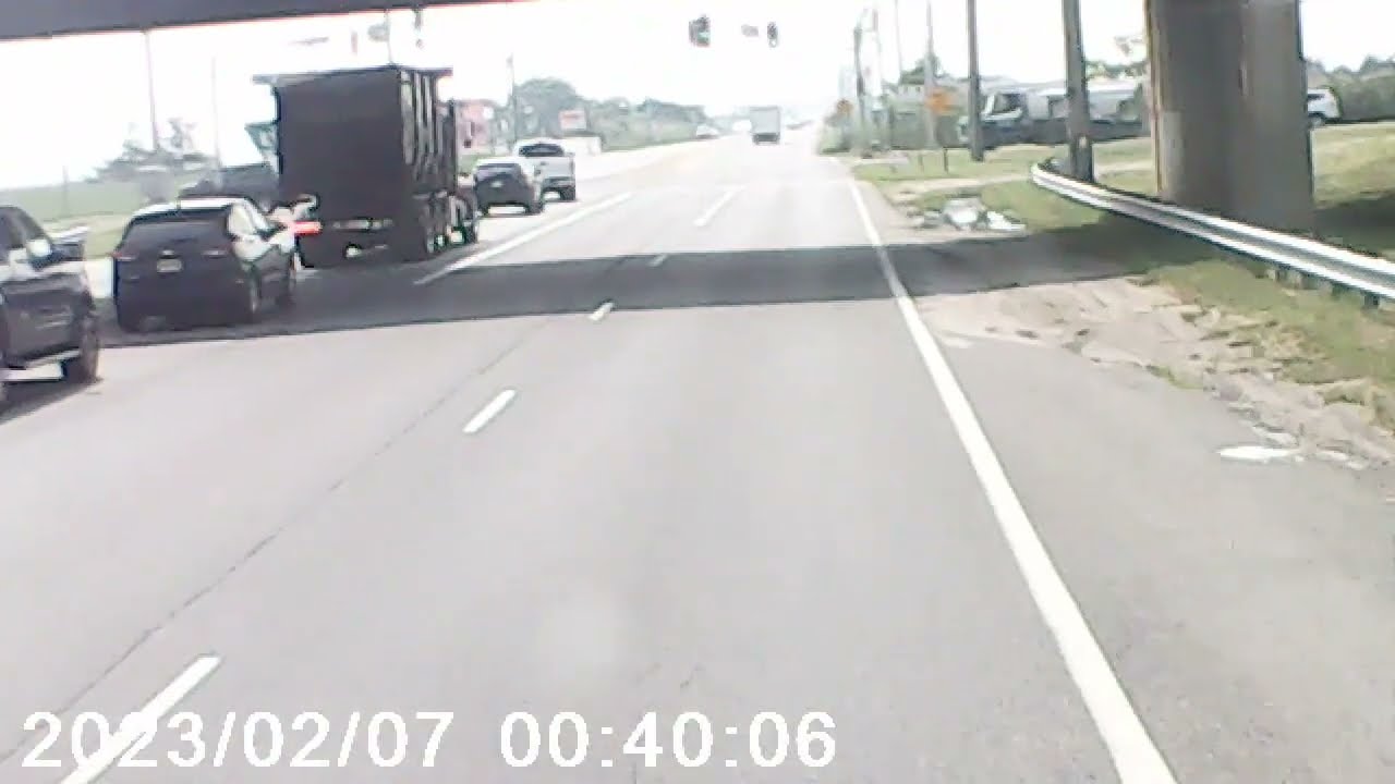 Close Call caught on dashcam Near Miss