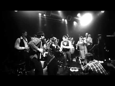 Cikolata Cikita by Inspector Gadje & Ismail Lumanovski, Live at Kafana Balkan