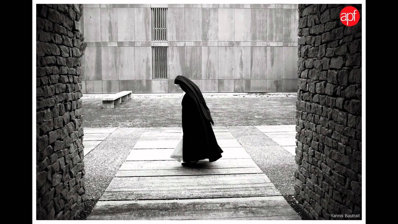 Street Photography, Curator Picks from APF Magazine