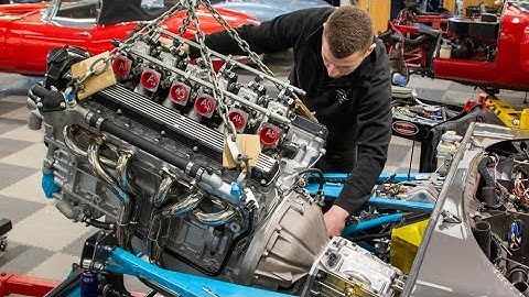 E-type V12 instal | Side-Draft Electronic Fuel Injection