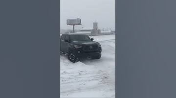 How to easily get cars unstuck from snow* and have fun doing it