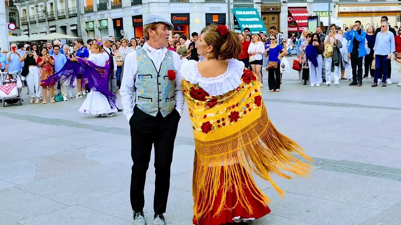 PUERTA DE SOL MADRID EN VIAJANDO CON ARY