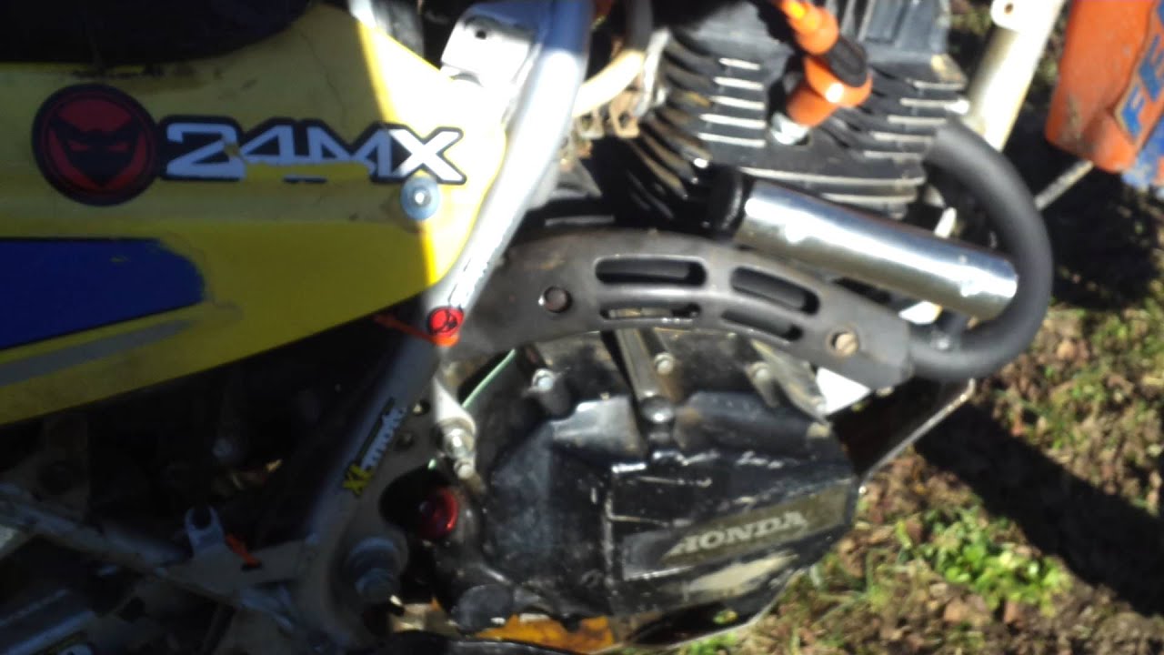 Grille pare chaleur de collecteur d'échappement Honda 125 NX Transcity - JD12