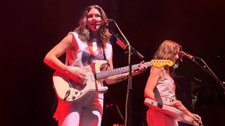 Larkin Poe - Bolt Cutters &amp; The Family Name (Manchester Albert Hall - 20/10/2023)