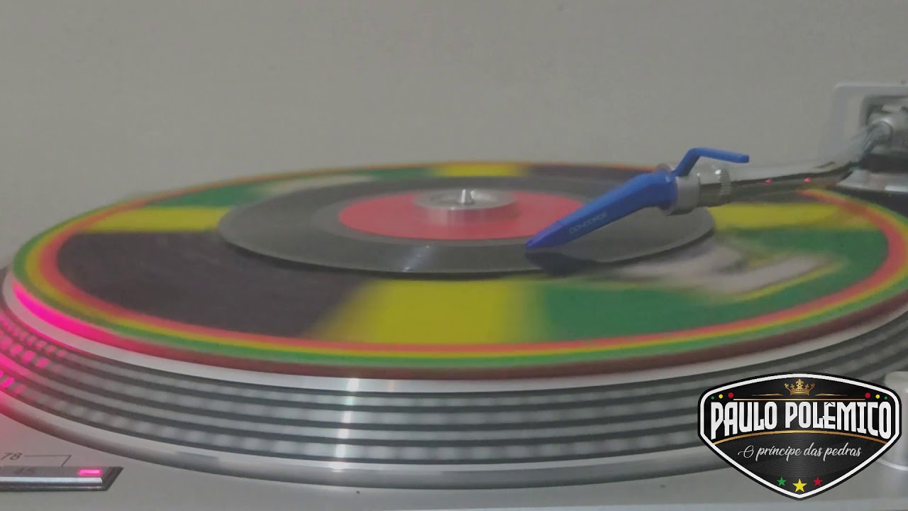 D. Chambers - Never Change [ LAGRINA - 197x ]